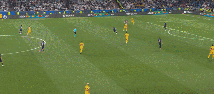 DB视讯百家乐欧冠决赛复盘:巴黎“狂锋”背后有高人指点,请叫他们新典礼中场